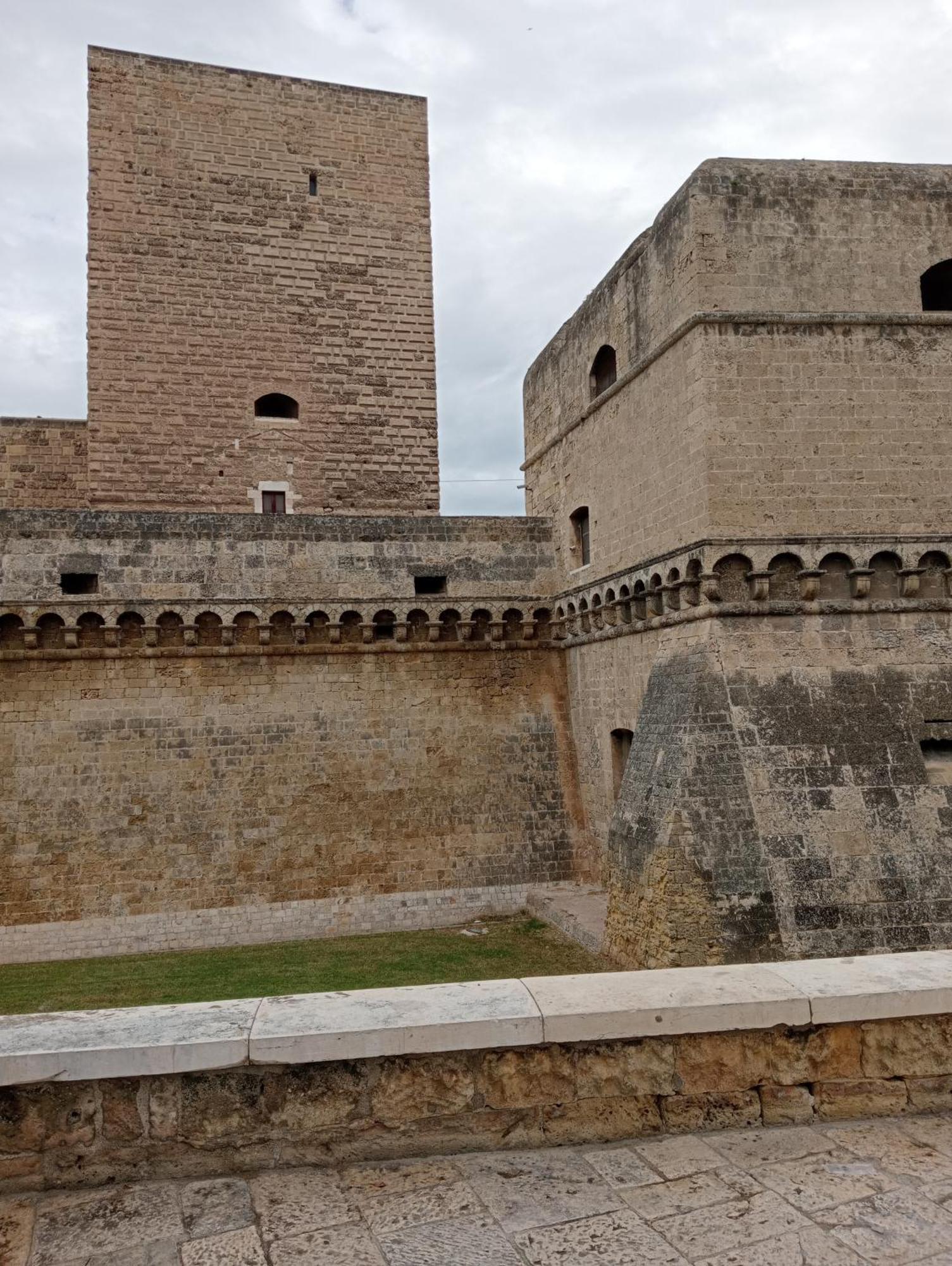 A Casa Di Rita Apartment Bari Bagian luar foto