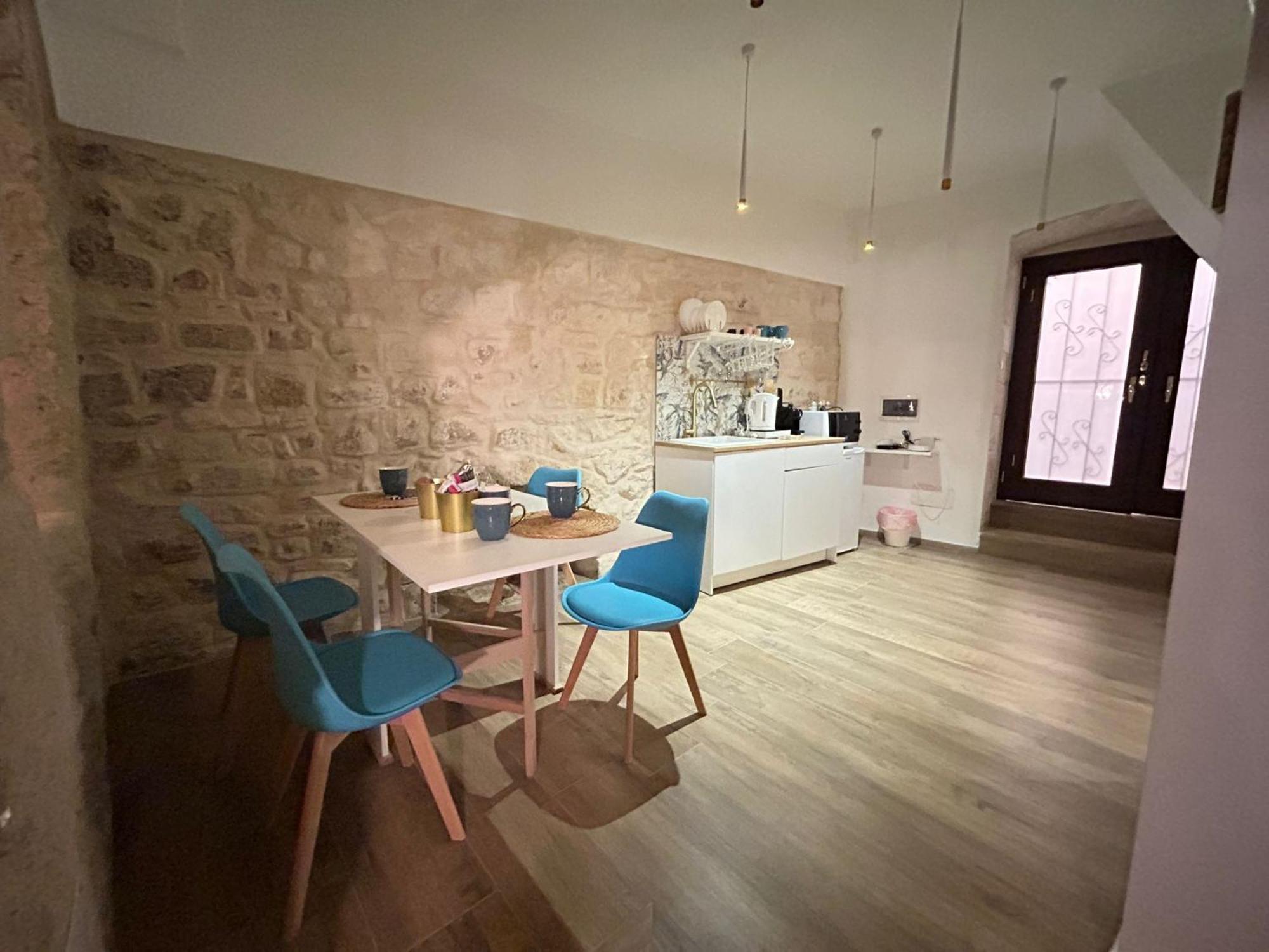 A Casa Di Rita Apartment Bari Bagian luar foto